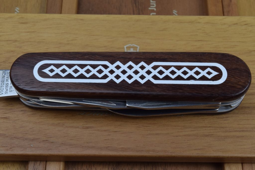 Image courtesy of Marsax from swissknives.info