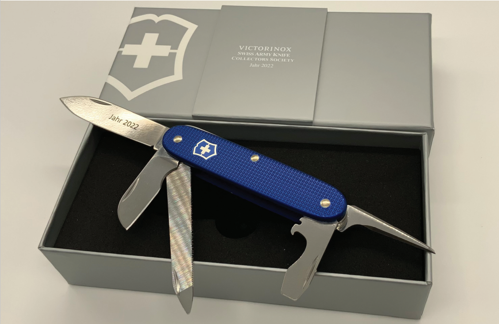 VSAKCS 2022 - Electrician with metal file