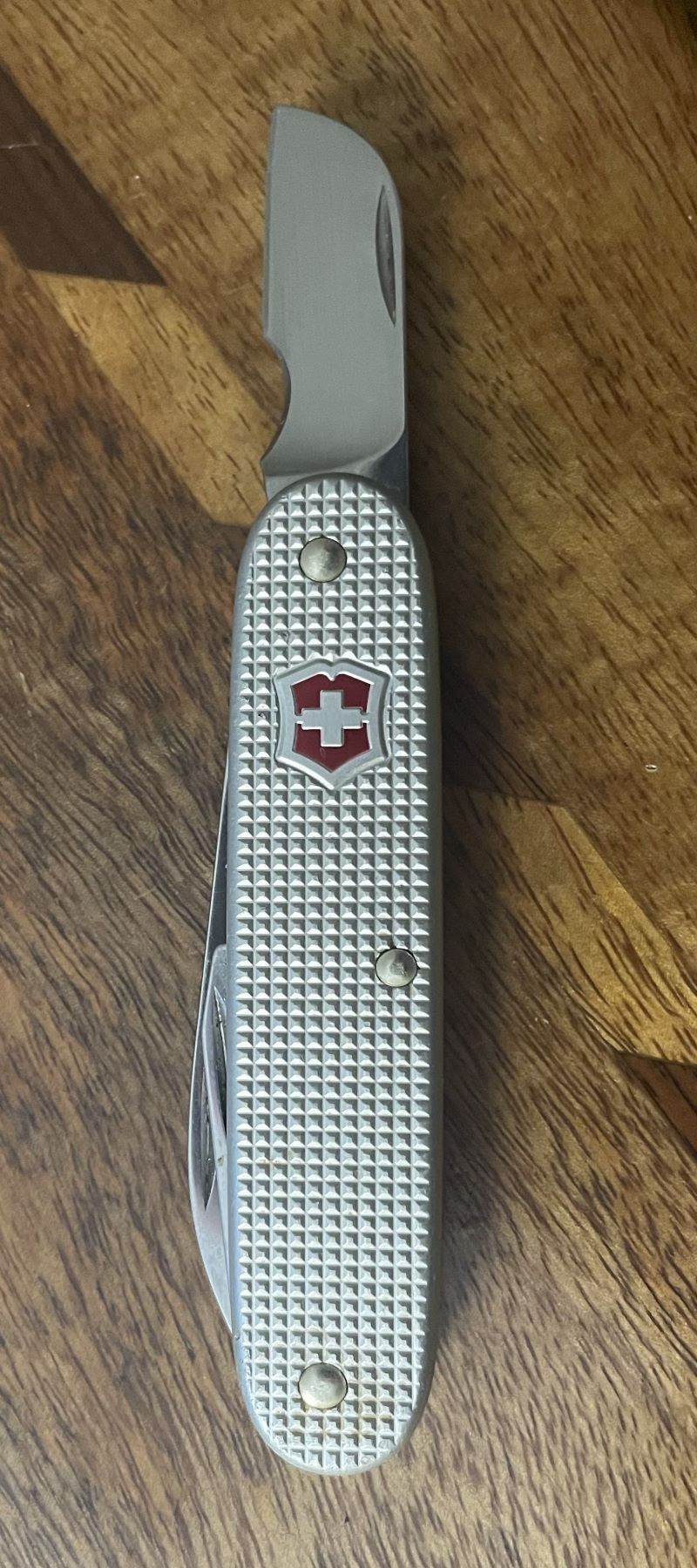 Victorinox Electrician - Shield Version